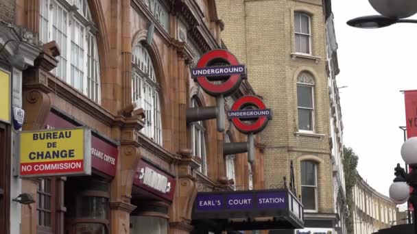 London Earls Court Station London Underground London Anglia Wrzesień 2016 — Wideo stockowe