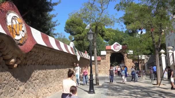 Barcelona Espanha Outubro 2016 Belo Parque Guell Barcelona — Vídeo de Stock