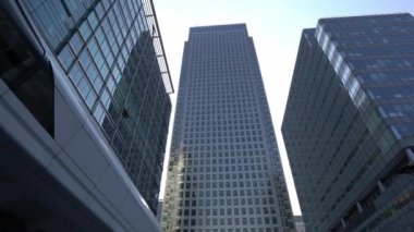 Londra / İngiltere'de - 19 Eylül 2016: gökdelenler iş işyeri, London City, İngiltere binalarda Windows