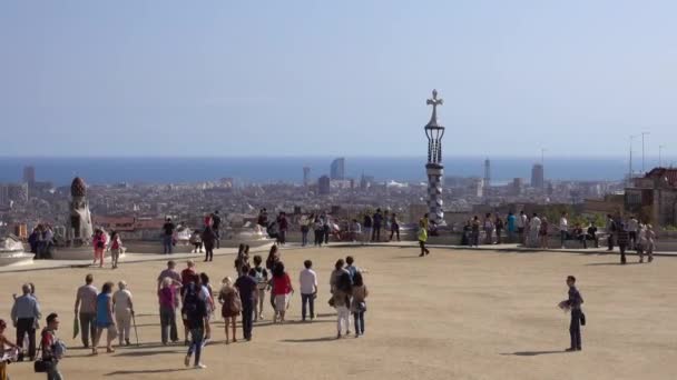 Барселона Испания Октября 2016 Красивый Парк Гуэль Барселоне — стоковое видео
