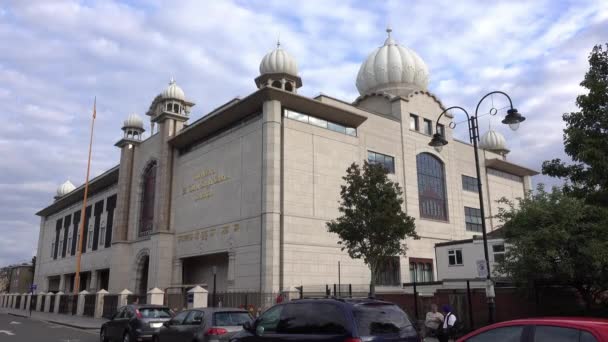 Gurdwara Sri Guru Singh Sabha Southall Grand Temple Sikh Londres — Video