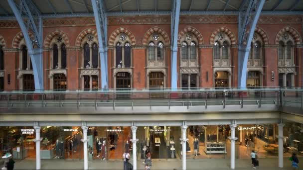 伦敦圣潘克拉斯国际车站的建筑 英格兰 2016年9月16日 — 图库视频影像