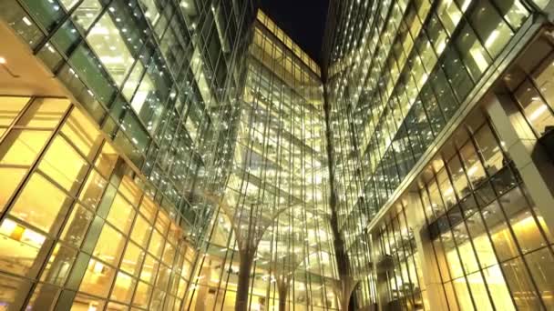 Londres Inglaterra Septiembre 2016 Ventanas Rascacielos Oficina Negocios Edificio Ciudad — Vídeos de Stock