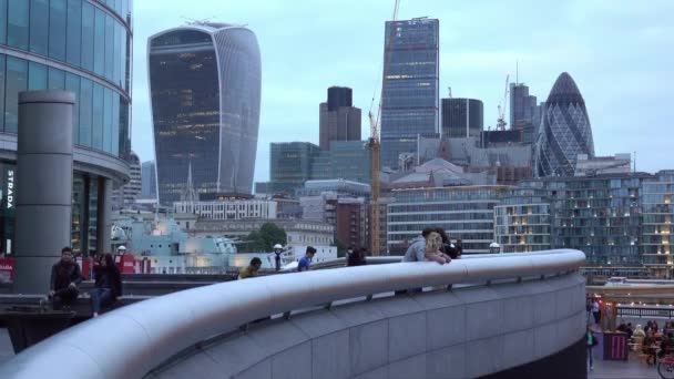Лондон Англия Сентября 2016 Года Окна Небоскребов Бизнес Офис Здания — стоковое видео