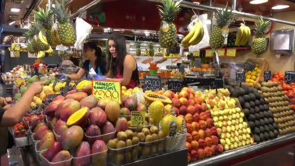 Famous Bouqueria Biggest Market Hall Barcelona Barcelona Spain October 2016 — 비디오