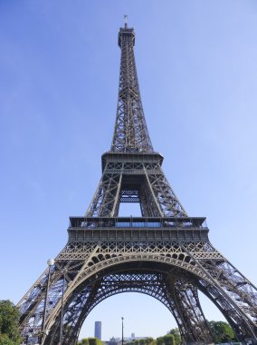 Dünya ünlü Eyfel Kulesi Paris
