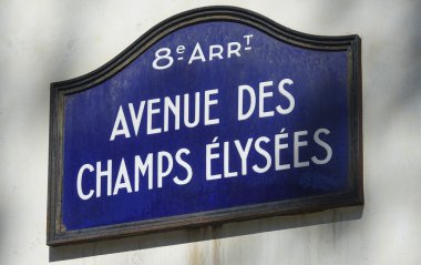 Sokak tabelası Avenue des Champs Elysees - Paris en popüler Bulvarı