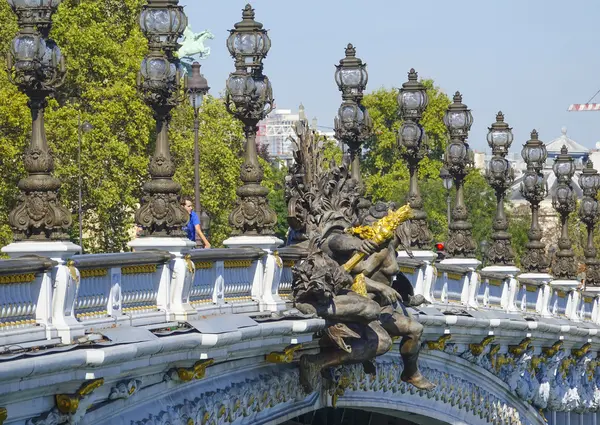 Alexandre Iii bron - bron vackraste i Paris — Stockfoto