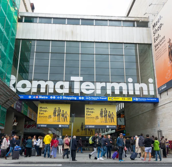 Rome Termini- the main central station in Rome - train station — Stock Photo, Image