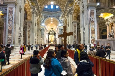 Grup St Peters Bazilikası Vatikan Roma'da Hacı