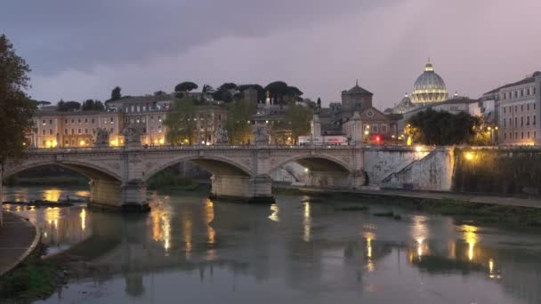 时间流逝的台伯河和罗马教廷的镜头 — 图库视频影像