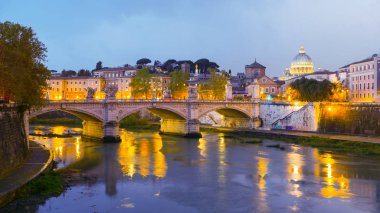 Tiber Nehri'nin ve Roma Vatikan tipik görünümü