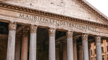 Panteon Roma - şehrin en eski Katolik Kilisesi