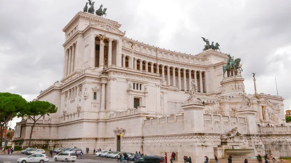 国家纪念碑建筑在罗马 — 图库照片