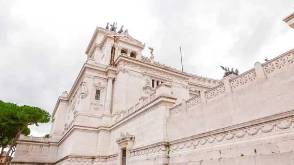 Las murallas del Monumento Nacional en Roma — Foto de Stock