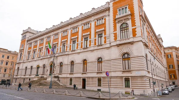 Budova parlamentu v Římě — Stock fotografie