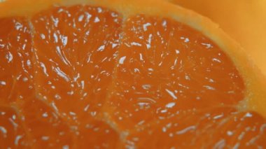 Taze dilimlenmiş portakal - yakın çekim yukarı