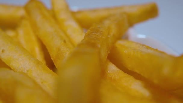 Fried Potatoe sticks - French Fries freshly fried — Stock Video