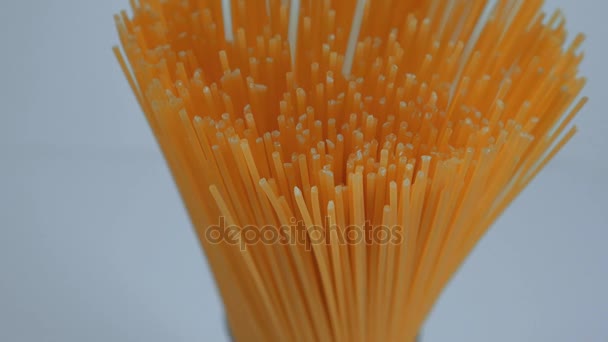 Дивовижні крупним планом постріл макарони спагетті — стокове відео