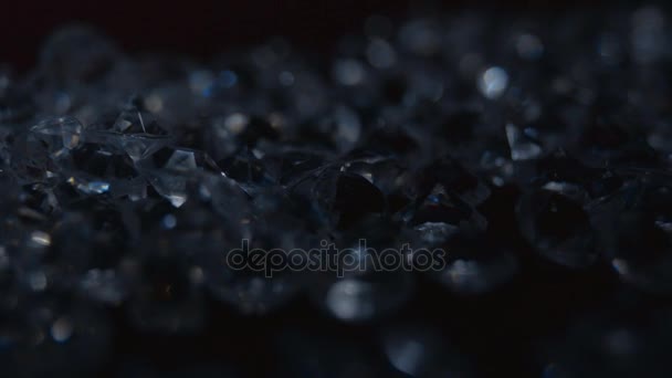 Kristalle oder Diamantdekoration - schöner Hintergrund — Stockvideo