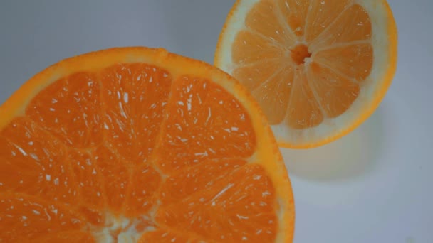 多汁的水果-橙和柠檬 — 图库视频影像