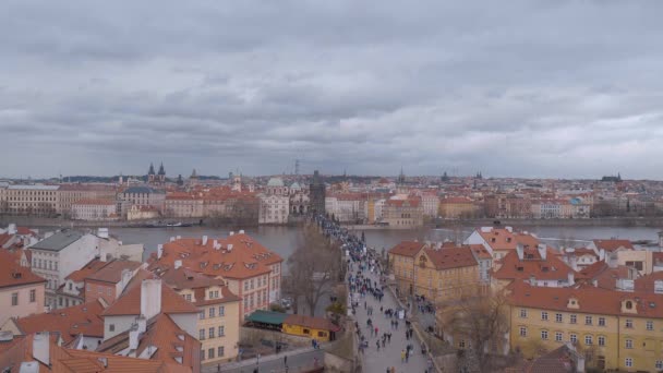 Люди Карлового Мосту Празі Прага Чехія Березня 2017 — стокове відео