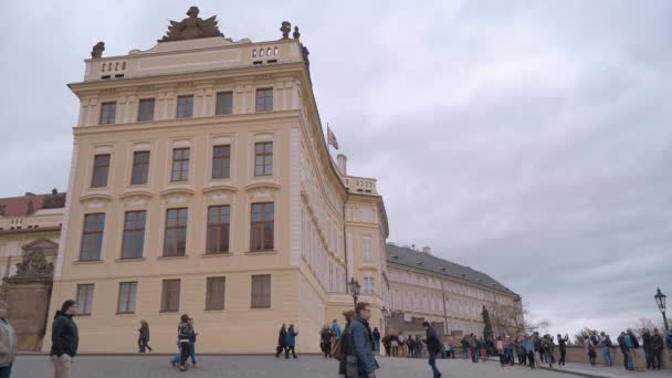 Lidí Kteří Jdou Praze Praha Česká Republika Března 2017 — Stock video