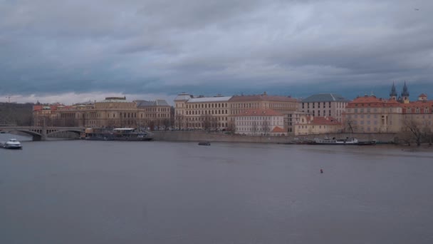 Célèbre Rivière Vltava Dans Ville Prague République Tchèque Mars 2017 — Video