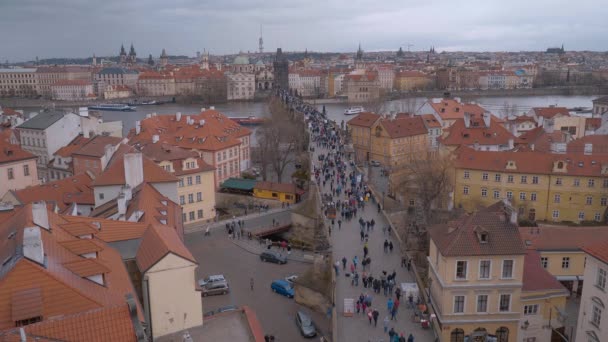 Pessoas Ponte Charles Praga Prague República Checa Março 2017 — Vídeo de Stock