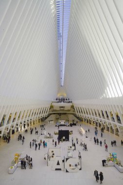 Etkileyici mimari, yeni Westfield Alışveriş Merkezi, Dünya Ticaret Merkezi New York - Manhattan - New York - 1 Nisan 2017