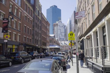 Sokak Görünümü'nde Downtown Manhattan Fulton Pazar - Manhattan - New York - 1 Nisan 2017