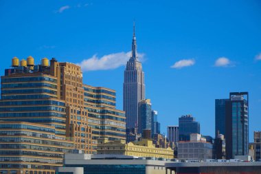 Midtown Manhattan'ın Empire State Binası-Manhattan - New York - 1 Nisan 2017 ile skyscapers