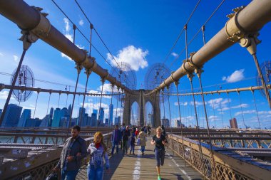 Bir ana konumlar New York ünlü Brooklyn Köprüsü-Manhattan - New York - 1 Nisan 2017