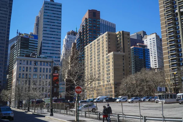 Piękne budynki w Downtown Manhattan - Manhattan - Nowy Jork - 1 kwietnia 2017 r. — Zdjęcie stockowe