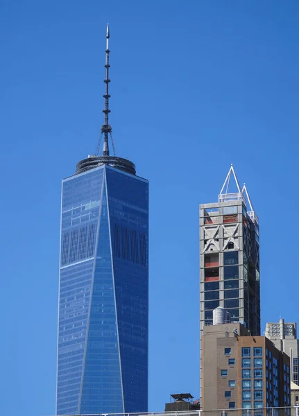 One World Trade Center - hoogste Building in New York - Manhattan - New York - 1 April 2017 — Stockfoto