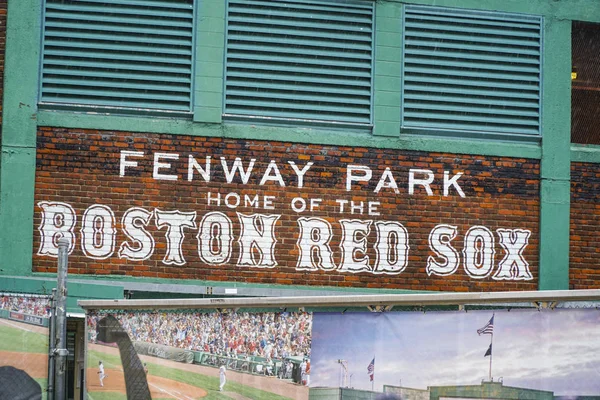 Boston Red Sox på Fenway Park - Boston, Massachusetts - 3 April 2017 — Stockfoto