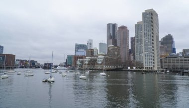 Boston - görünümünde Boston Limanı - Boston, Massachusetts - 3 Nisan 2017 manzarası