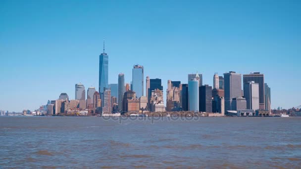 纽约曼哈顿天际线-从哈德逊河看风景 — 图库视频影像