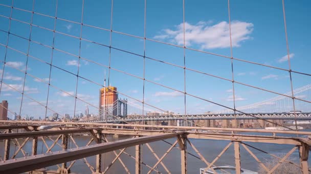 Impressionante Brooklyn Bridge New York - incrível tiro de ângulo largo — Vídeo de Stock