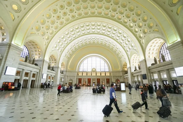 Grote lobby hall op Union Station Washington - Washington Dc - Columbia - 7 April 2017 — Stockfoto