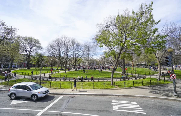 Dupond Circle en Washington - WASHINGTON DC - COLUMBIA - 7 DE ABRIL DE 2017 —  Fotos de Stock