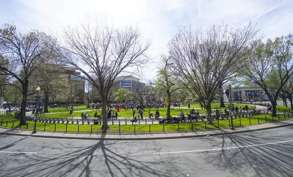 Dupond Circle en Washington - WASHINGTON DC - COLUMBIA - 7 DE ABRIL DE 2017 —  Fotos de Stock