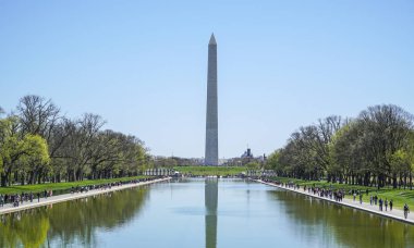 Lincoln Anıtı Washington - Washington Dc - Columbia - 7 Nisan 2017 yansıtan ünlü havuzda