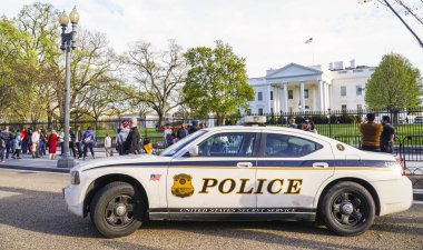 Gizli Servis polis arabasının önünde Washington Beyaz Saray - Washington Dc - Columbia - 7 Nisan 2017