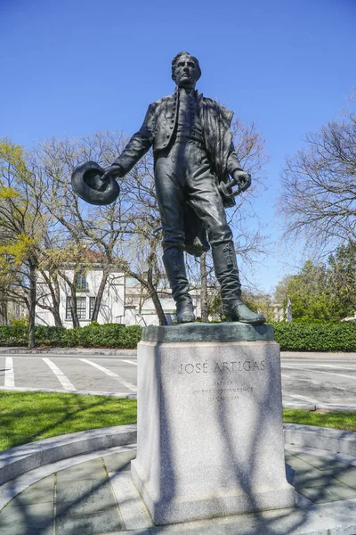 Jose Artigas Statue in Washington DC - WASHINGTON, DISTRICT OF COLUMBIA - APRIL 8, 2017 — Stock Photo, Image