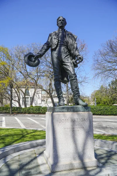 Jose Artigas Statue in Washington DC - WASHINGTON, DISTRICT OF COLUMBIA - APRIL 8, 2017 — Stock Photo, Image