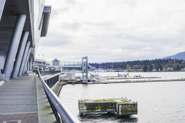 Sbarco Burrard al porto di Vancouver - VANCOUVER - CANADA - 12 APRILE 2017 — Foto Stock