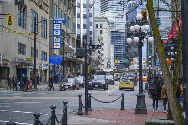 Vue sur la rue Gastown à Vancouver - VANCOUVER - CANADA - 12 AVRIL 2017 — Photo