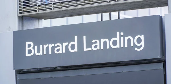 Burrard Landing en Vancouver - VANCOUVER - CANADÁ - 12 DE ABRIL DE 2017 — Foto de Stock