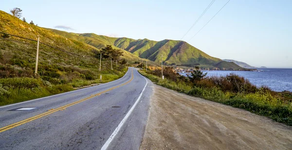 De snelweg nr 1 bij Big Sur Californië — Stockfoto